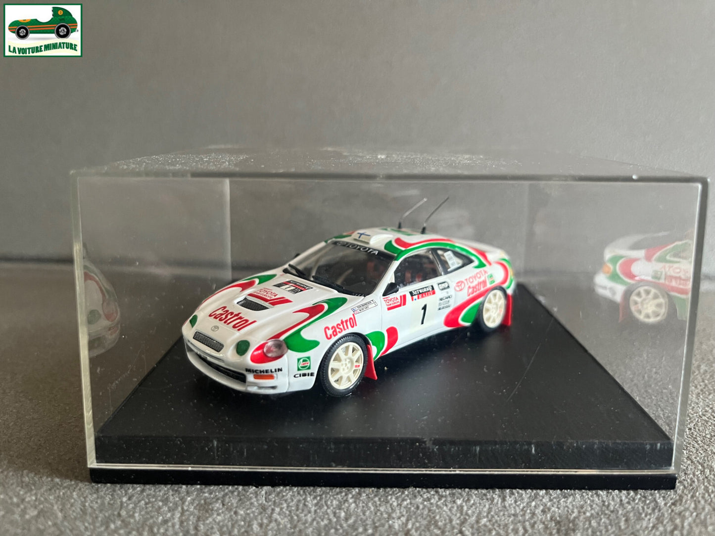 Voiture Miniature Toyota Celica GT Four Castrol RAC Trofeu au 1/43 Défauts
