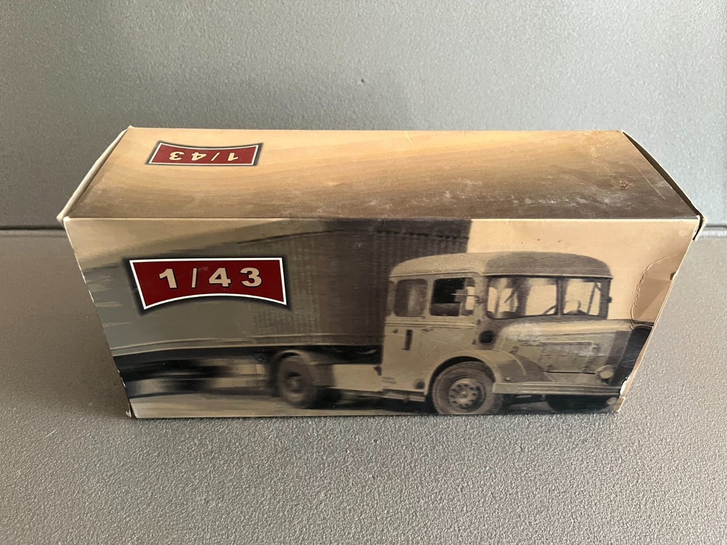 Voiture Miniature Camion D'autrefois Berliet GLR Calberson Ixo Altaya 1/43