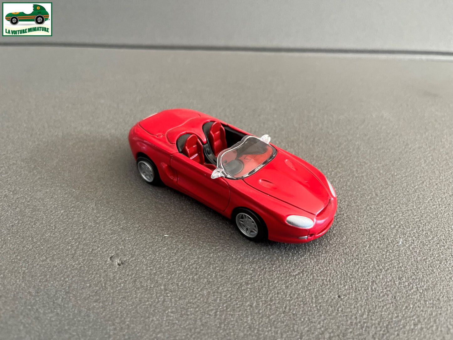 Voiture Miniature Ford Mustang Mach III NewRay 1/43