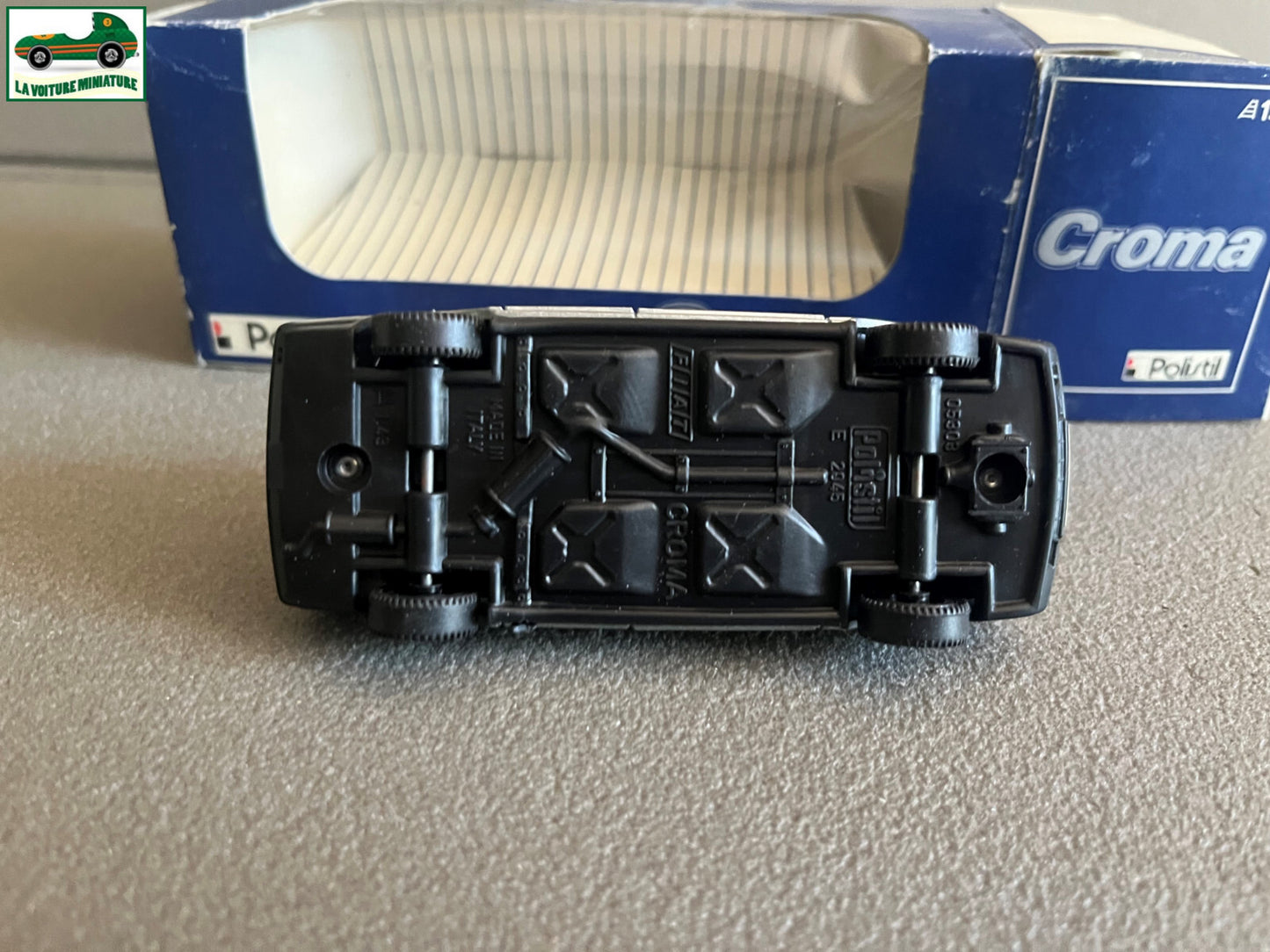 Ancienne Voiture miniature Fiat Croma Polistil Italy au 1/43