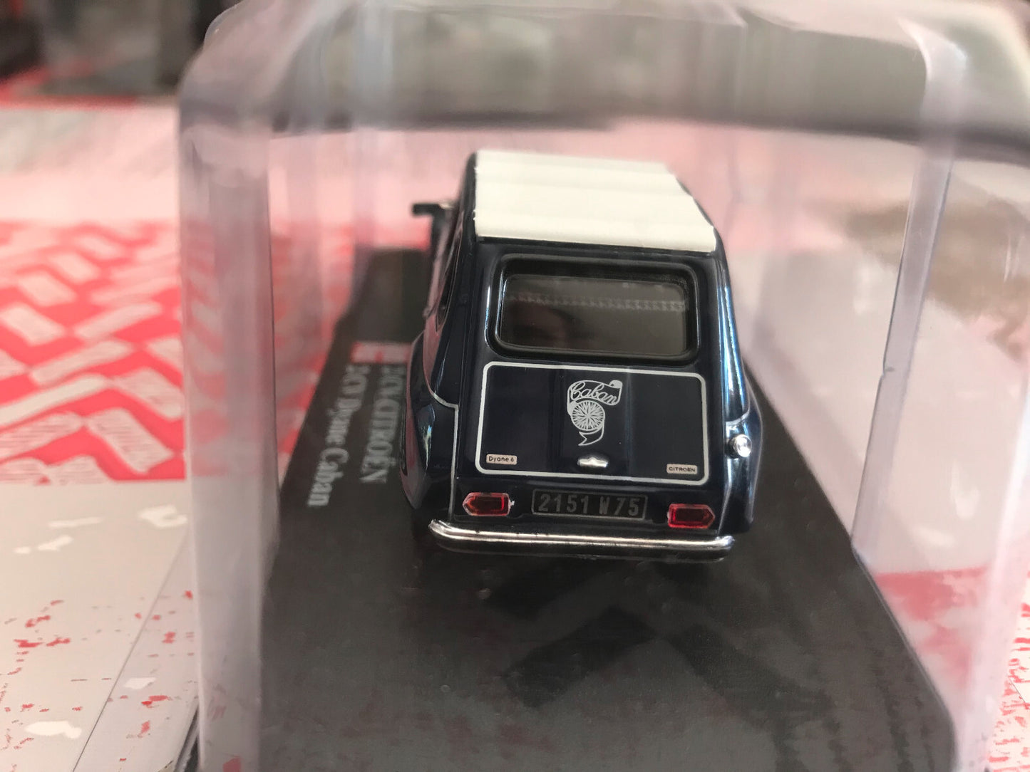 Voiture miniature Citroen 2cv 2 cv Dyane Caban Auto Plus Hachette 1/43