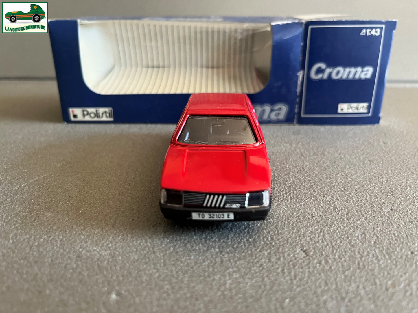 Ancienne Voiture miniature Fiat Croma Polistil Italy au 1/43