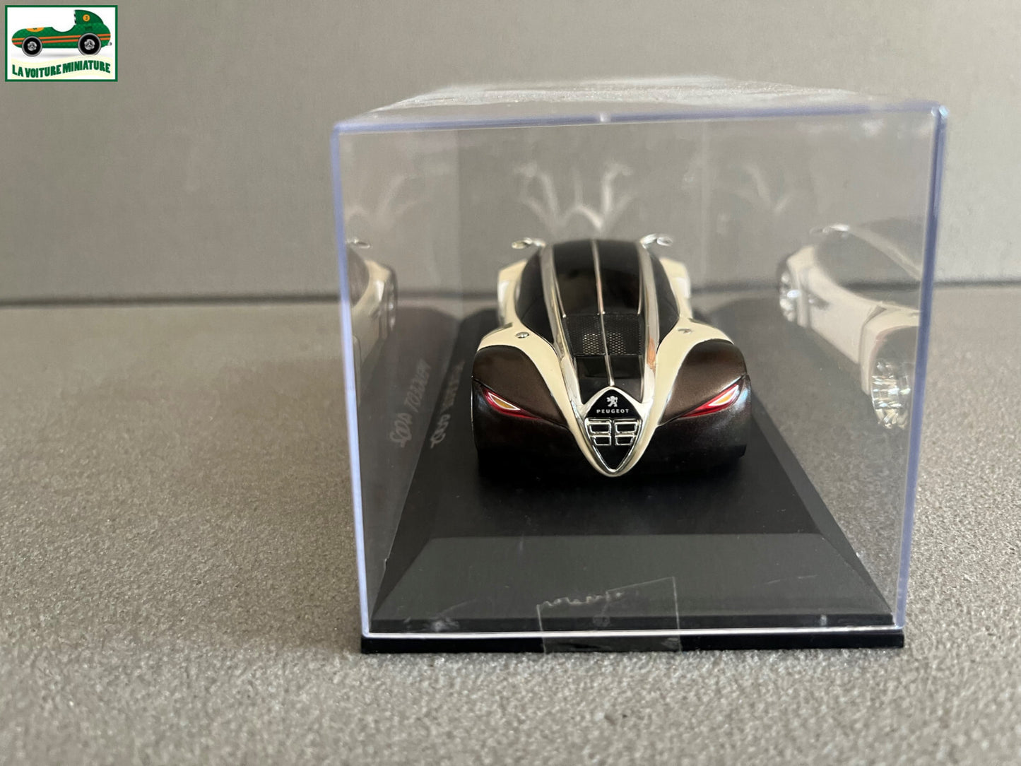 Voiture miniature Concept Car Peugeot 4002 Norev au 1/43