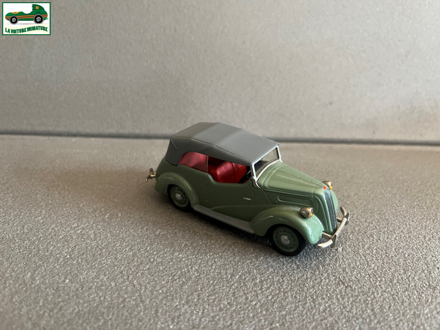Voiture Miniature 117A - Ford A494A Somerville au 1/43