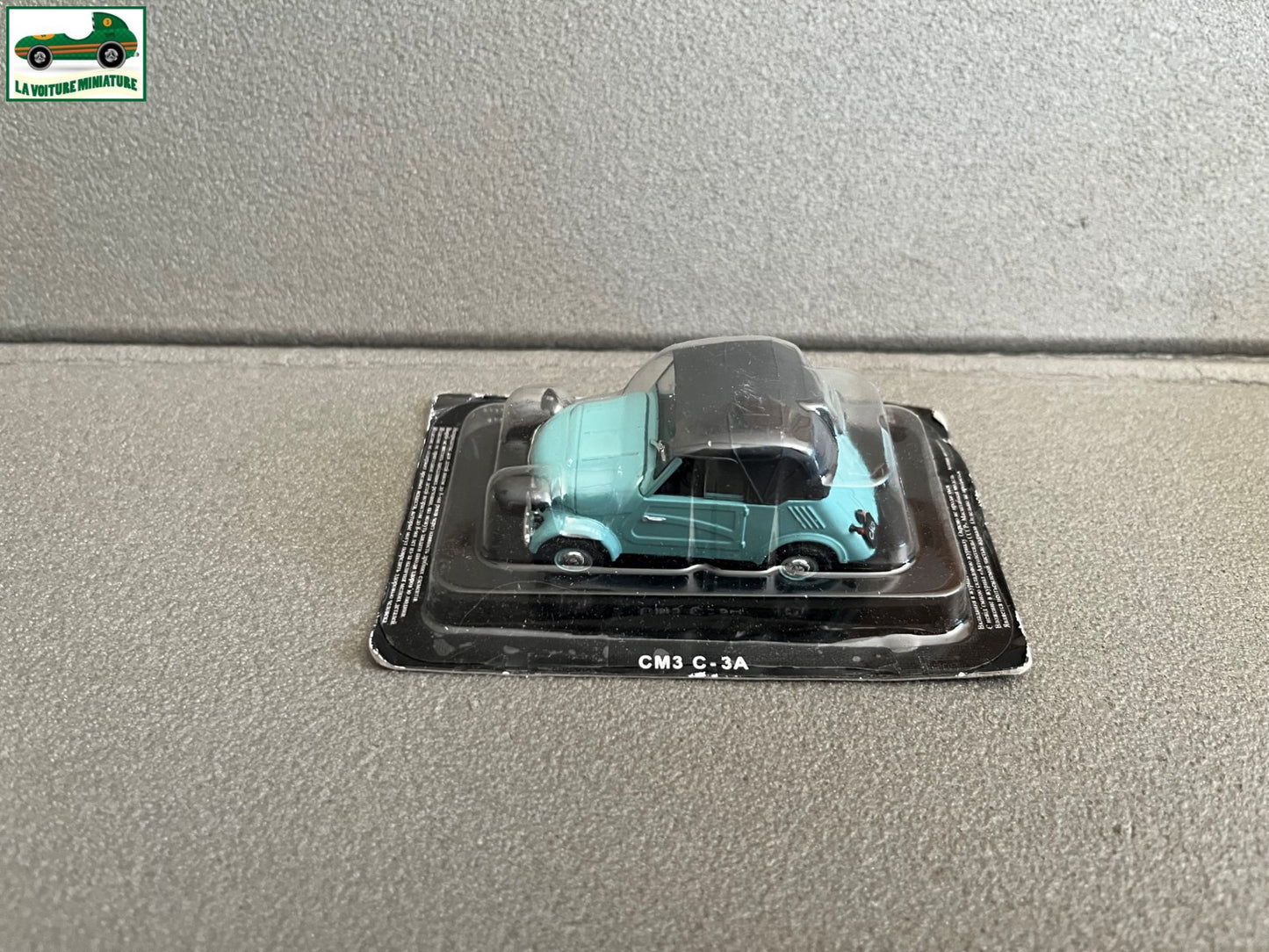 Voiture Miniature CM3 C3A Pays de L'est URSS Russie au 1/43