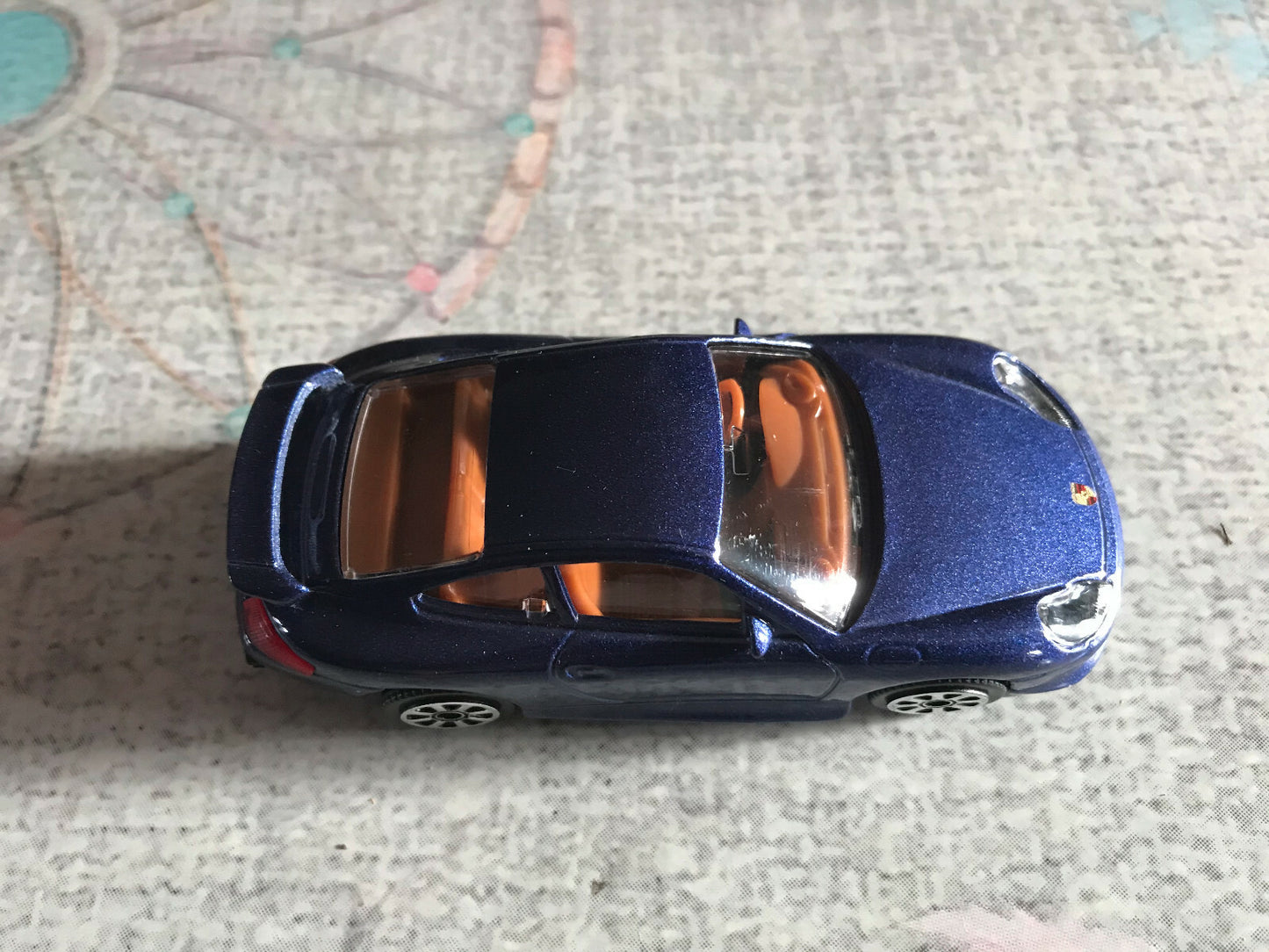 Voiture miniature Collection Porsche 911 Carrera Burago au 1/43