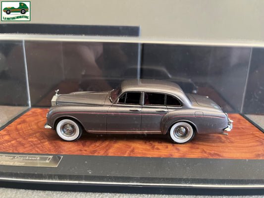Voiture miniature Rolls H.J. Mulliner Coachwork III Flying Spur 1995 Matrix 1/43