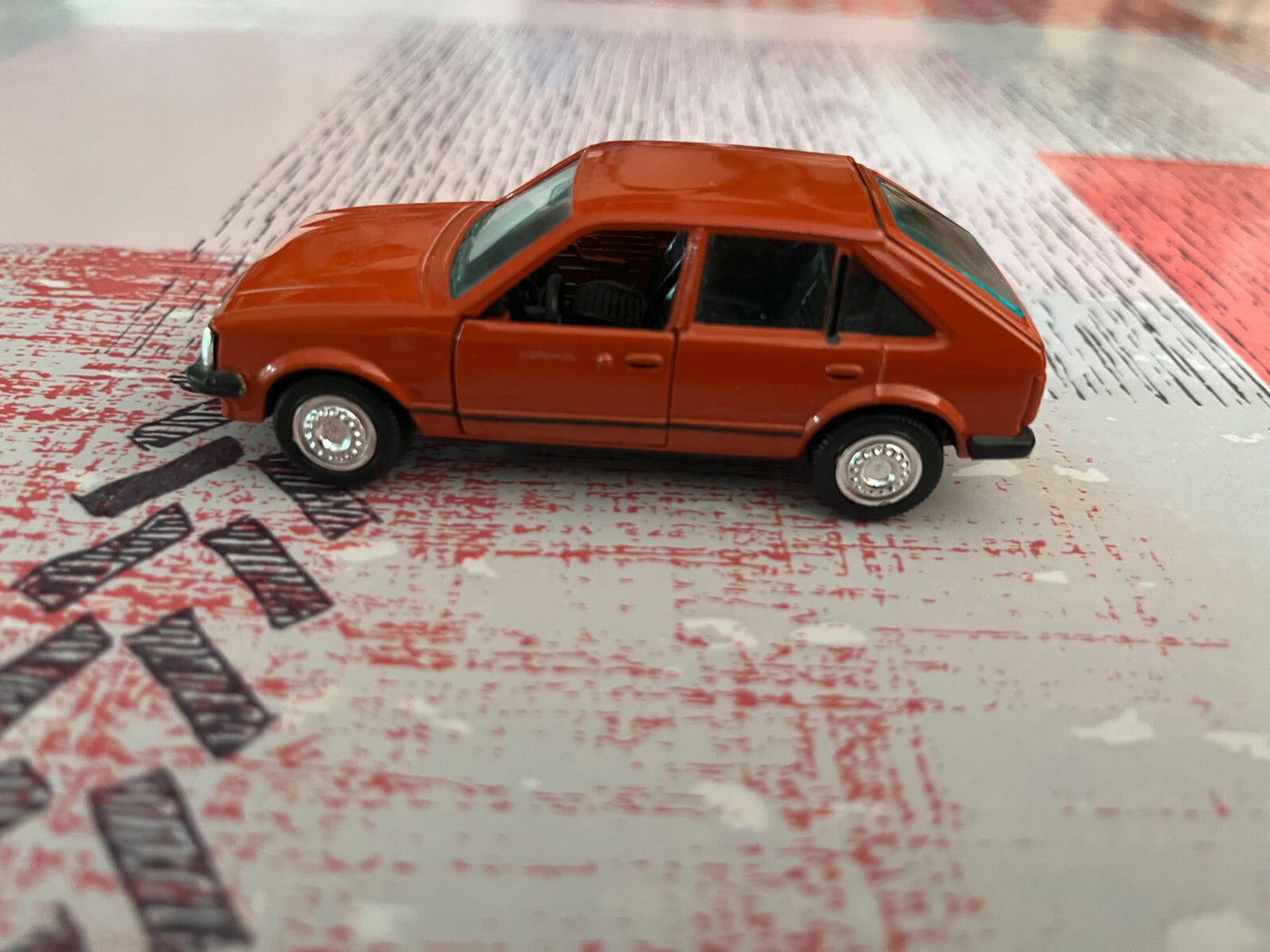 Voiture Miniature Opel Kadett Limousine Gama Mini au 1/43