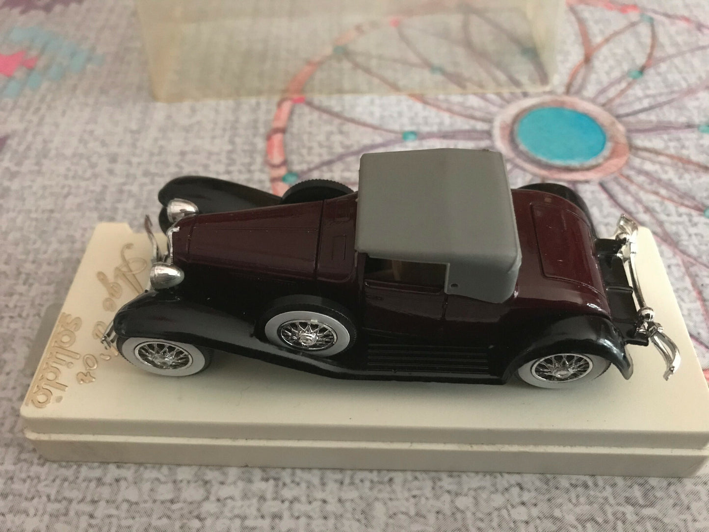 Voiture miniature Cord L29 1929 Solido au 1/43