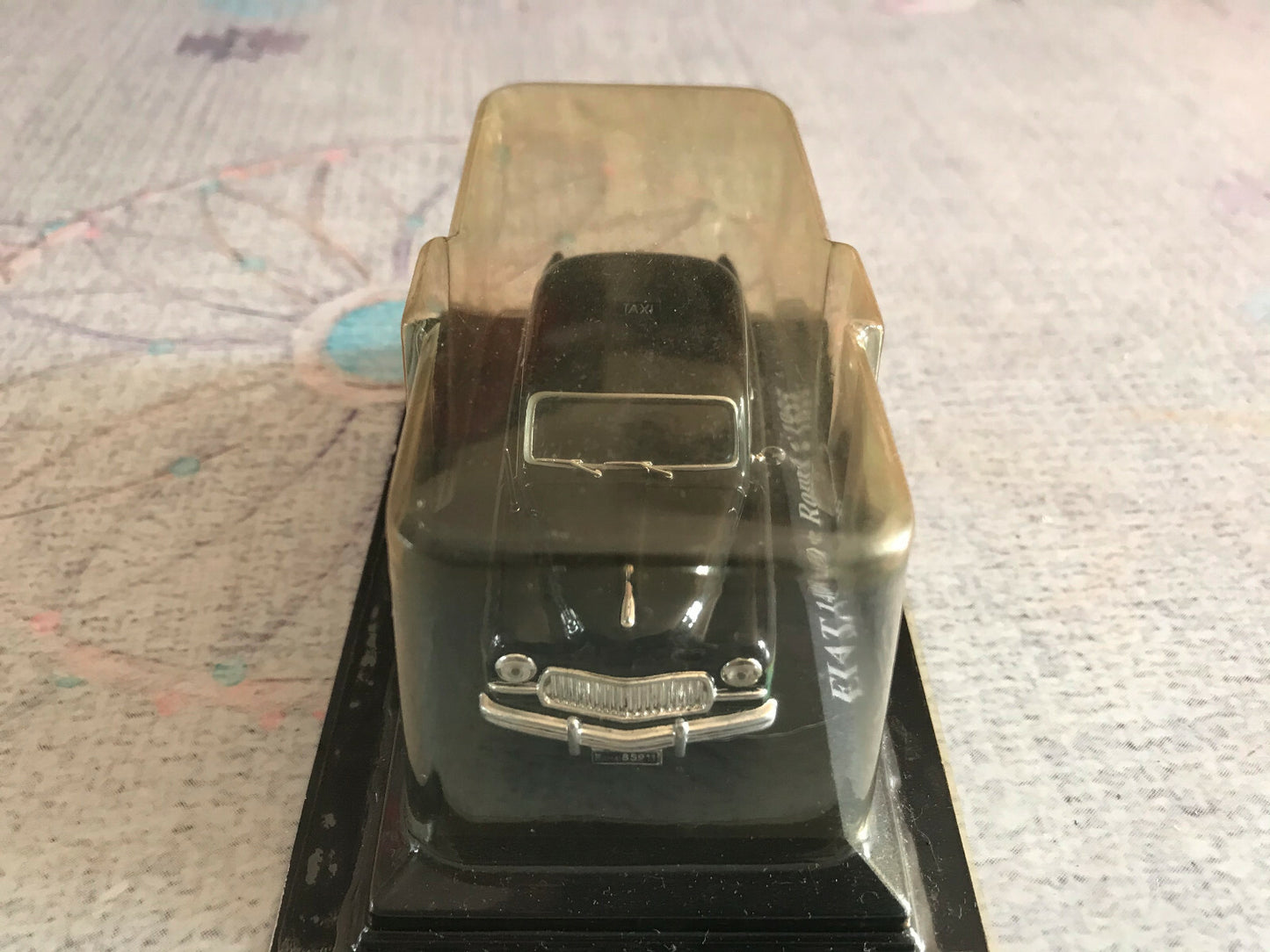 Voiture Miniature Fiat 1400 Roma 1955 Taxi Du Monde au 1/43 Altaya