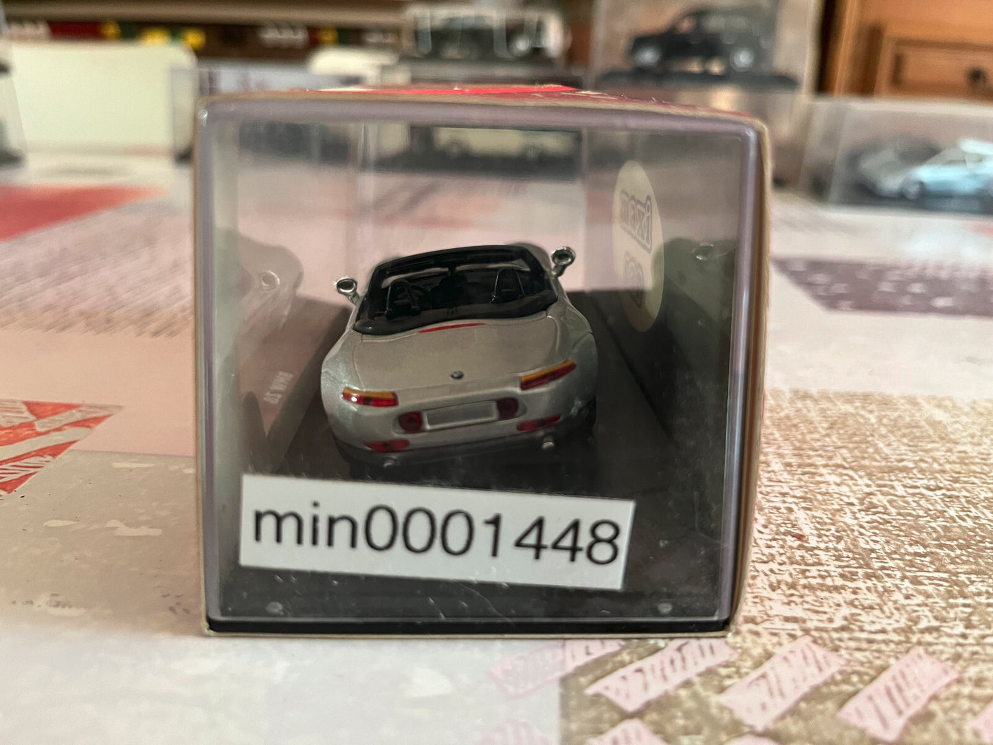 Voiture Miniature BMW Z8 Maxi Car au 1/43