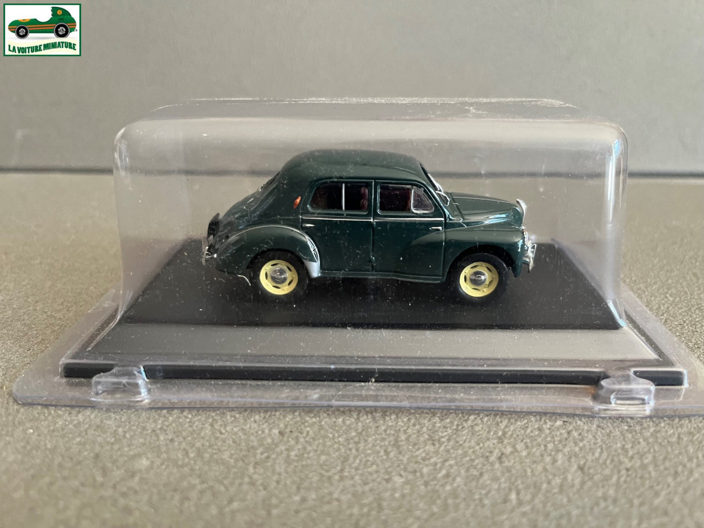 Voiture Miniature Renault 4CV 4 CV Berline Grand Luxe R 1060 1950 Eligor au 1/43