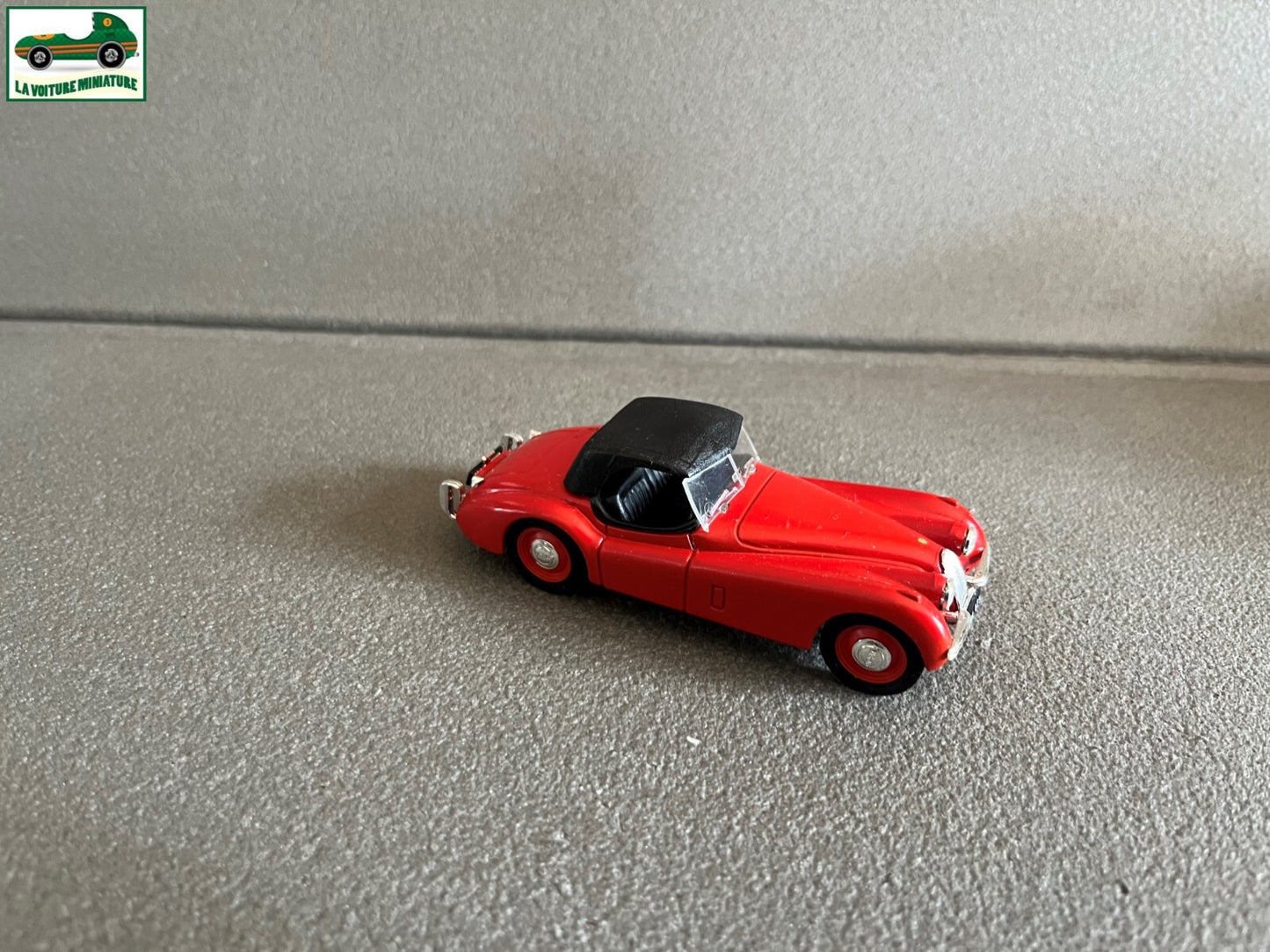 Ancienne Miniature Voiture Brumm Jaguar XK 120 Italy au 1/43