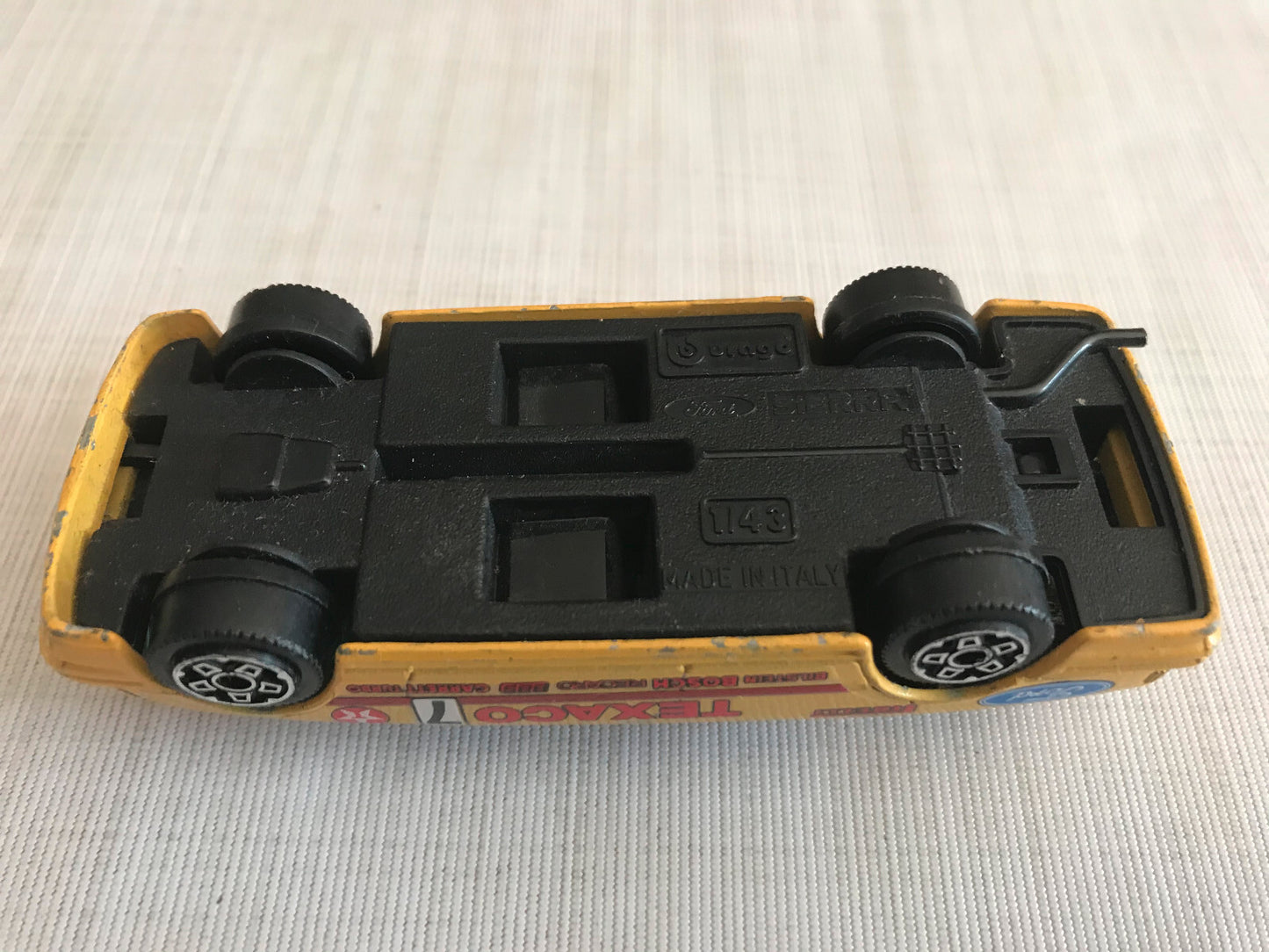 Voiture miniature Ford Sierra Texaco 7 Burago Italy au 1/43