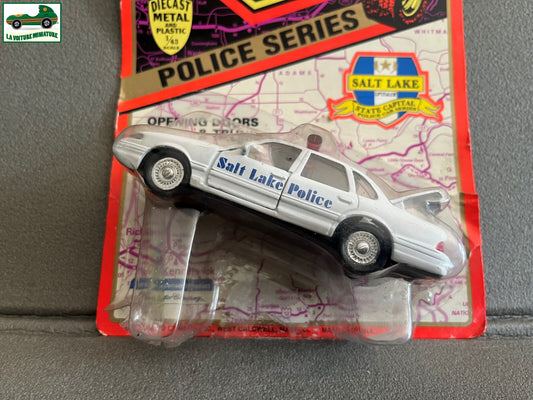 Ancienne Voiture Miniature Ford Crown Victoria Salt Lake Police Road Champs 1/43
