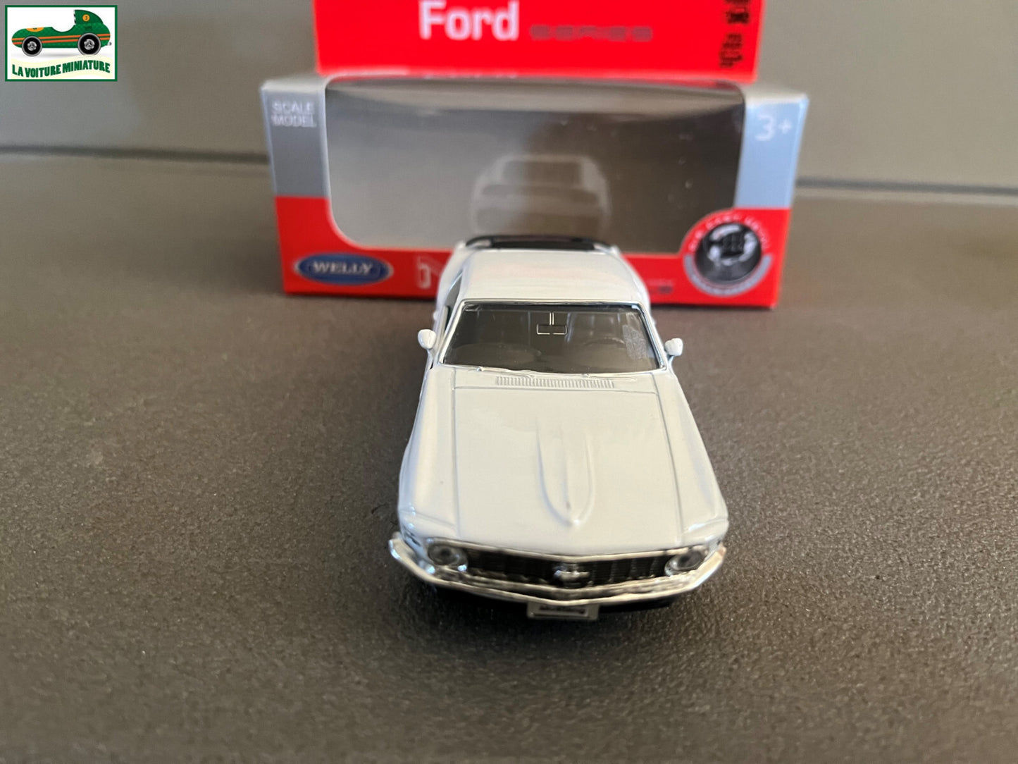 Voiture miniature Ford Mustang Boss 1970 Welly 1/34 - 1/36 - 1/39
