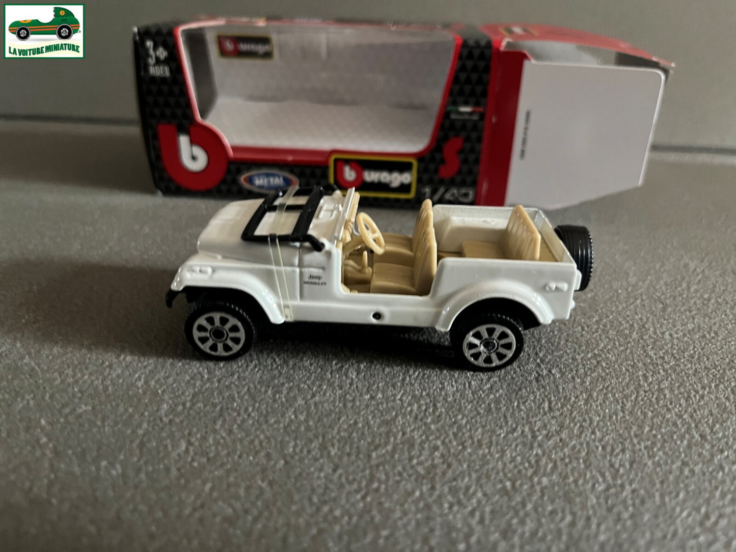 Voiture Miniature Jeep Wrangler Burago au 1/43