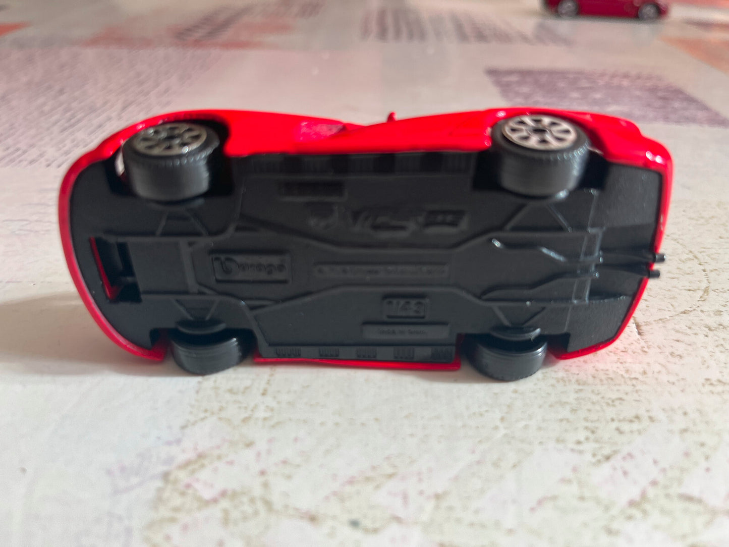 Voiture Miniature Dodge Viper GTS Burago au 1/43