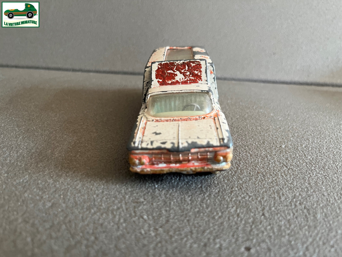 Ancienne Voiture Miniature Chevrolet Impala Kennel Club Corgi Toys Britain Epave
