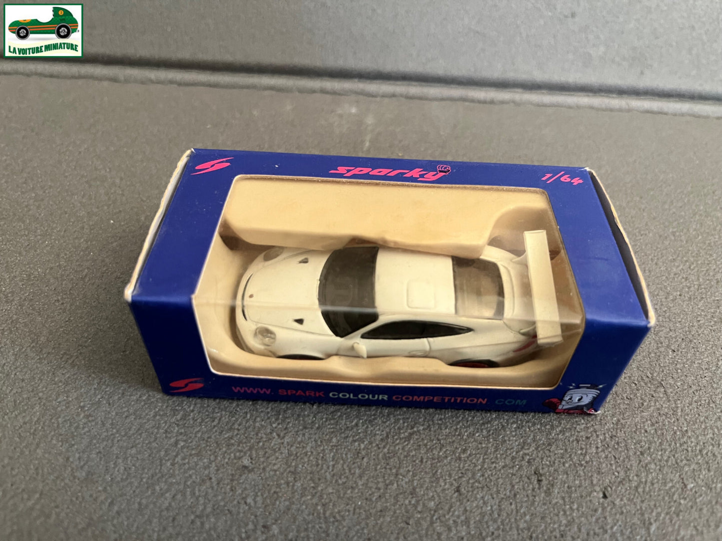 Voiture Miniature Porsche 911 GT3 Cup 2015 White Sparky Spark 1/64