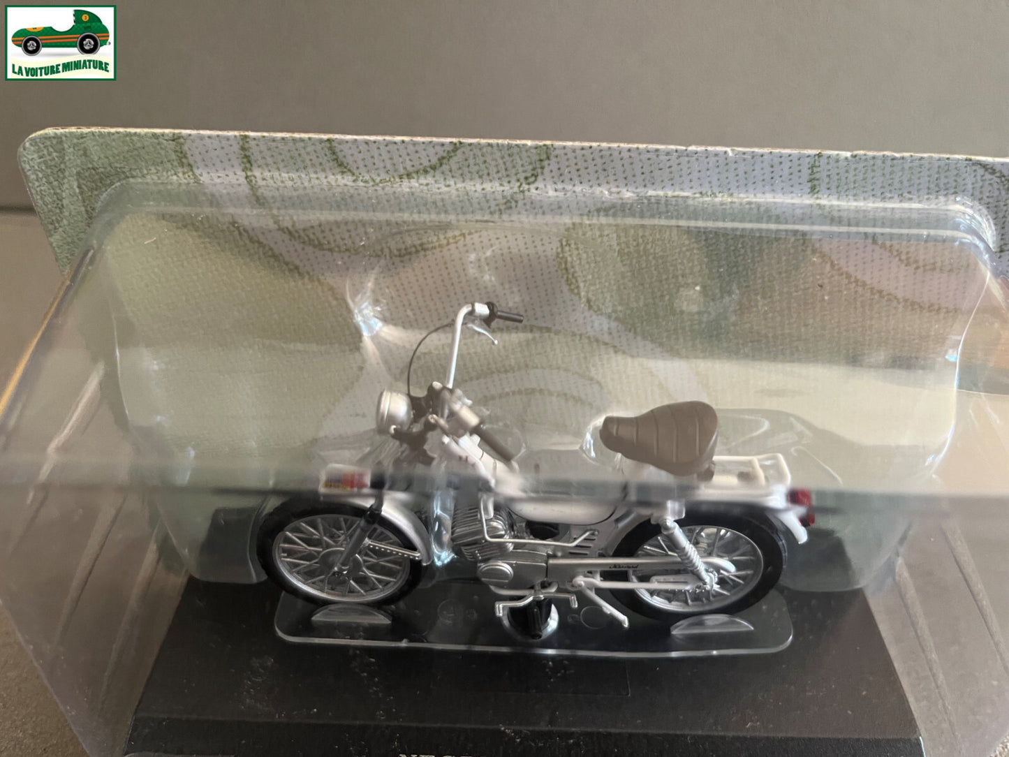 Moto Cyclomoteur miniature Negrini Harvard Leo Models 1/18
