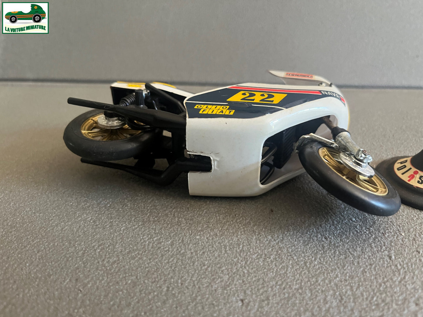 Ancienne Miniature Moto Suzuki 500 CC GP Olio Fiat 22 Polistil au 1/15