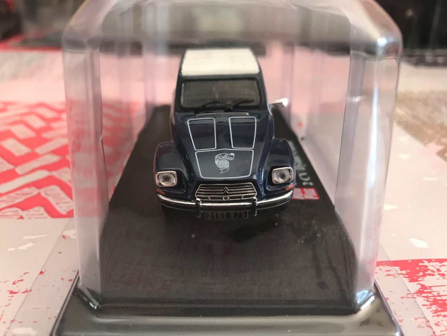 Voiture miniature Citroen 2cv 2 cv Dyane Caban Auto Plus Hachette 1/43