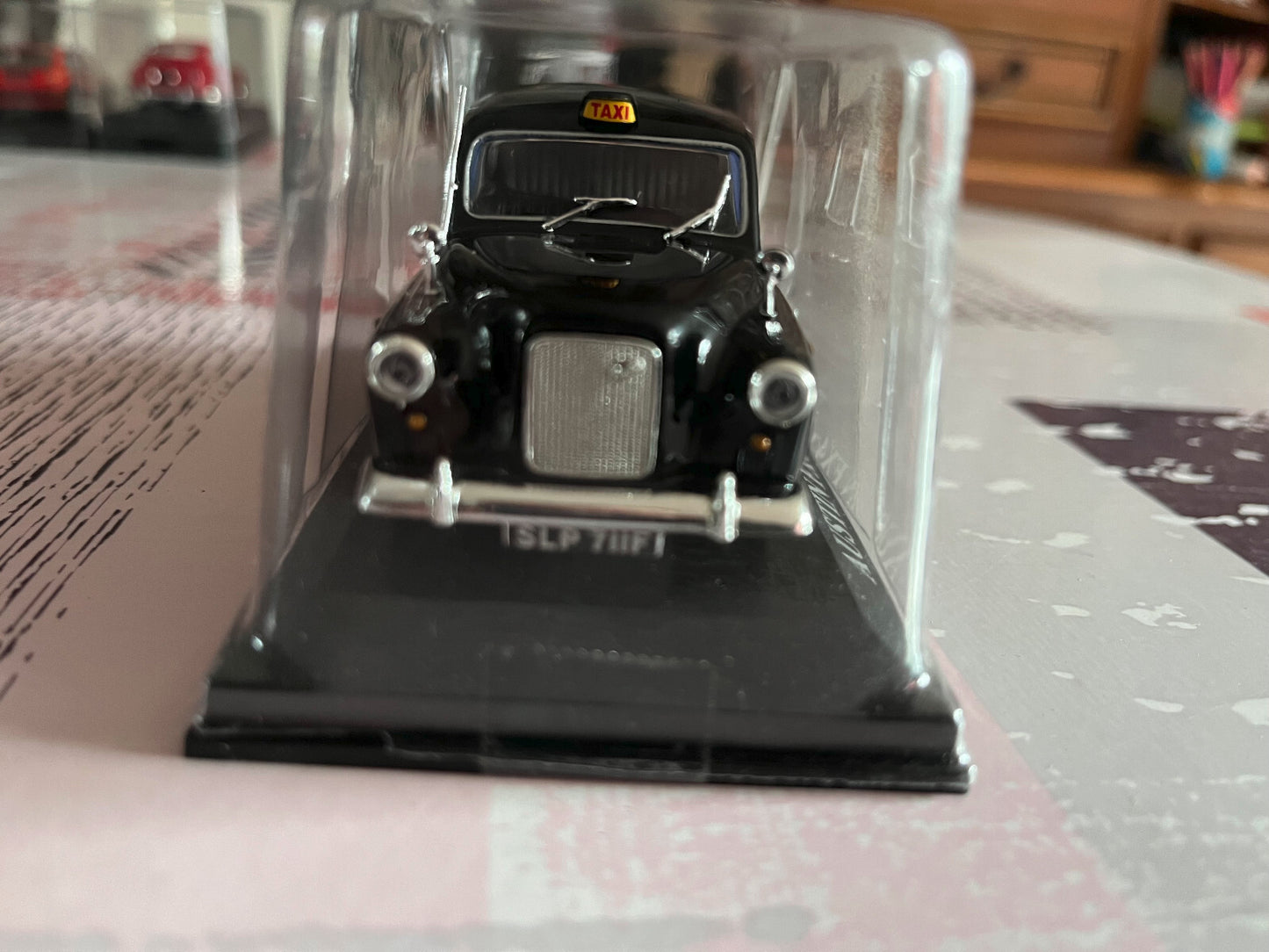 Voiture Miniature Austin FX4 London 1965 Taxi Du Monde au 1/43 Altaya