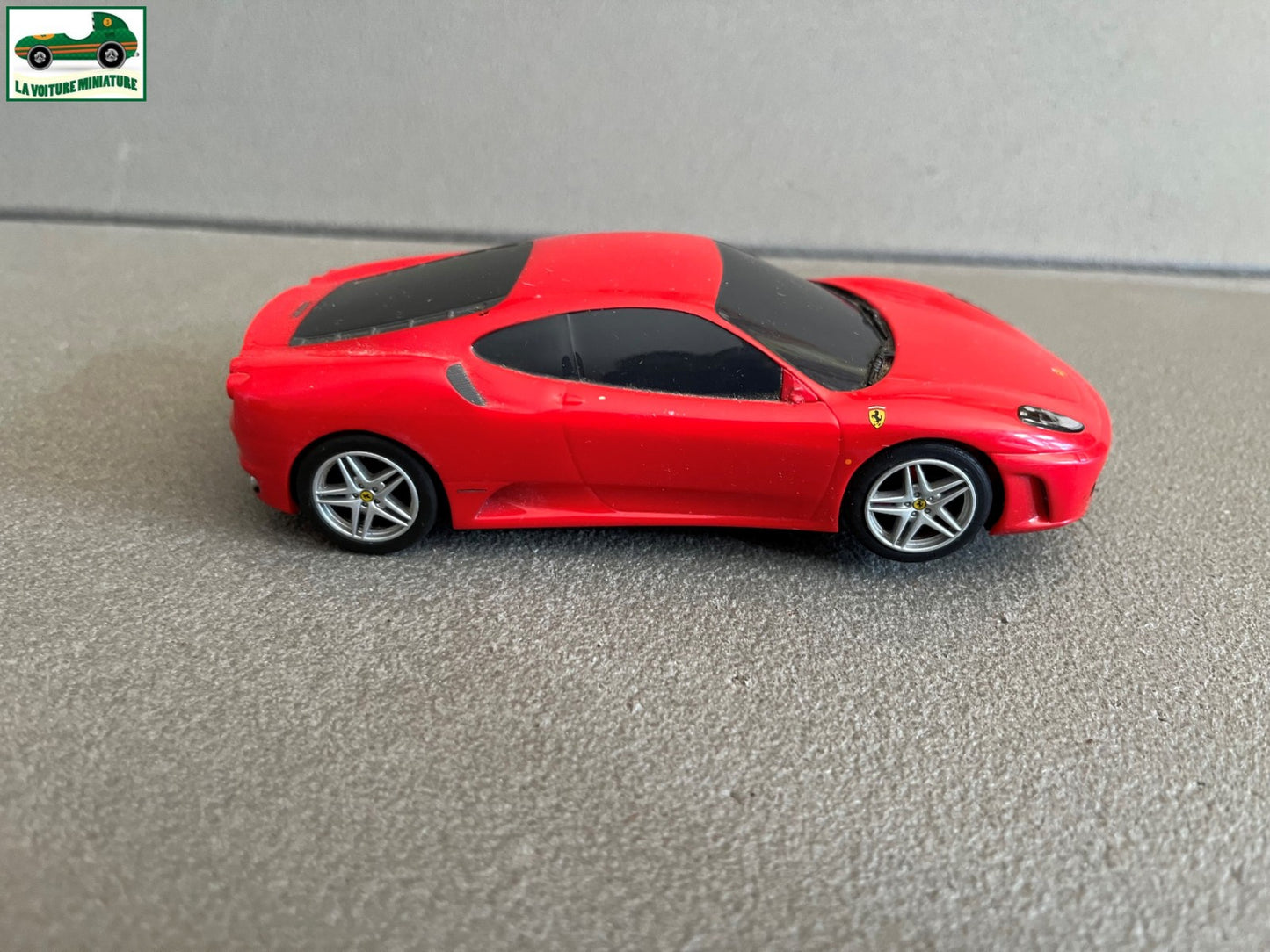 Miniature Circuit Voiture Ferrari F430 Hornby Non testé