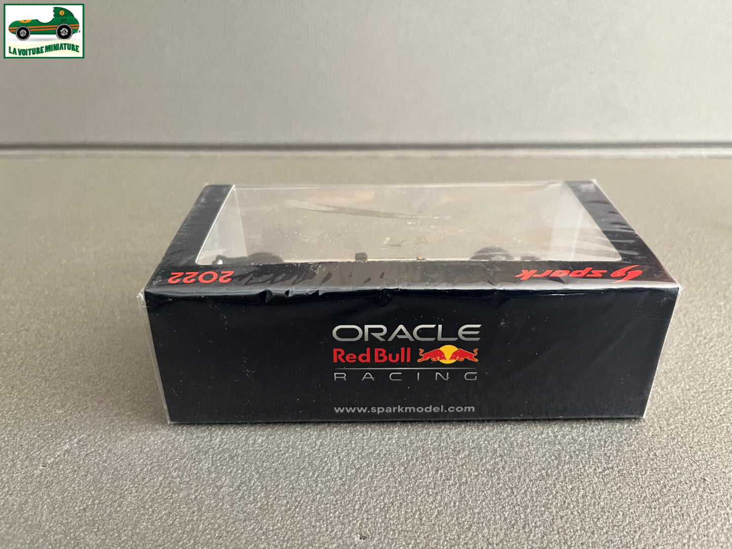 Voiture Miniature Formule 1 F1 Oracle Red Bull Racing RB18 Japon Spark au 1/43