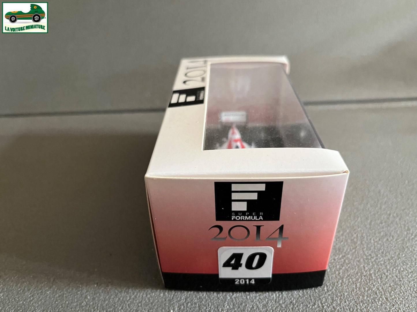 Voiture Miniature Docomo Dandelion M40T SF14 Formula 2014 F1 Ebbro au 1/43