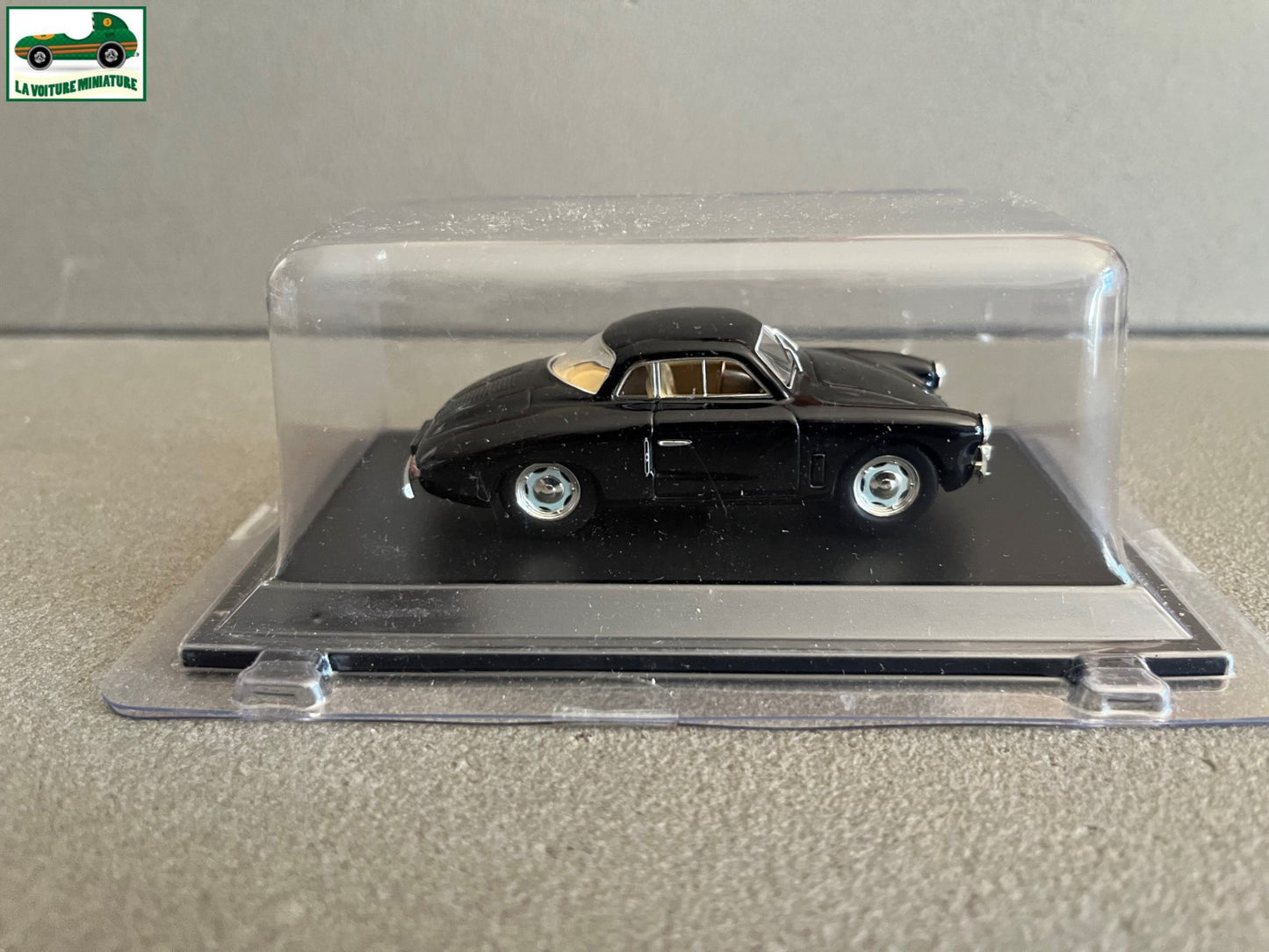 Voiture Miniature Renault 4CV 4 CV Coach Vernet-Pairard type R 1062 Eligor 1/43