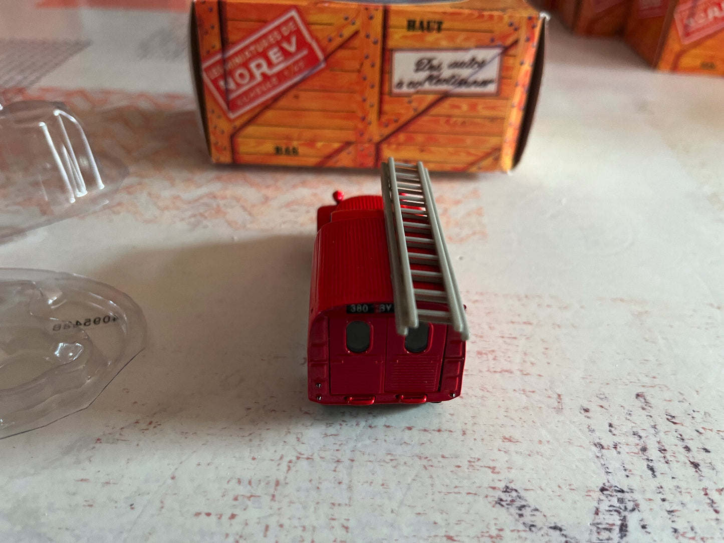 Voiture Miniature 2 CV Citroen 2cv AZU Pompiers ALLO 18 Norev 1/43