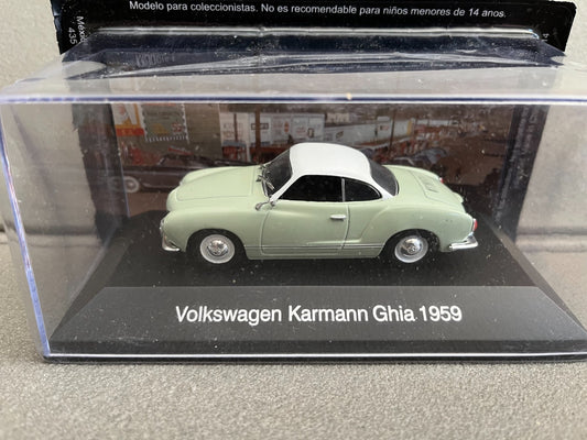 Voiture Miniature Volkswagen Karmann Ghia 1959 au 1/43