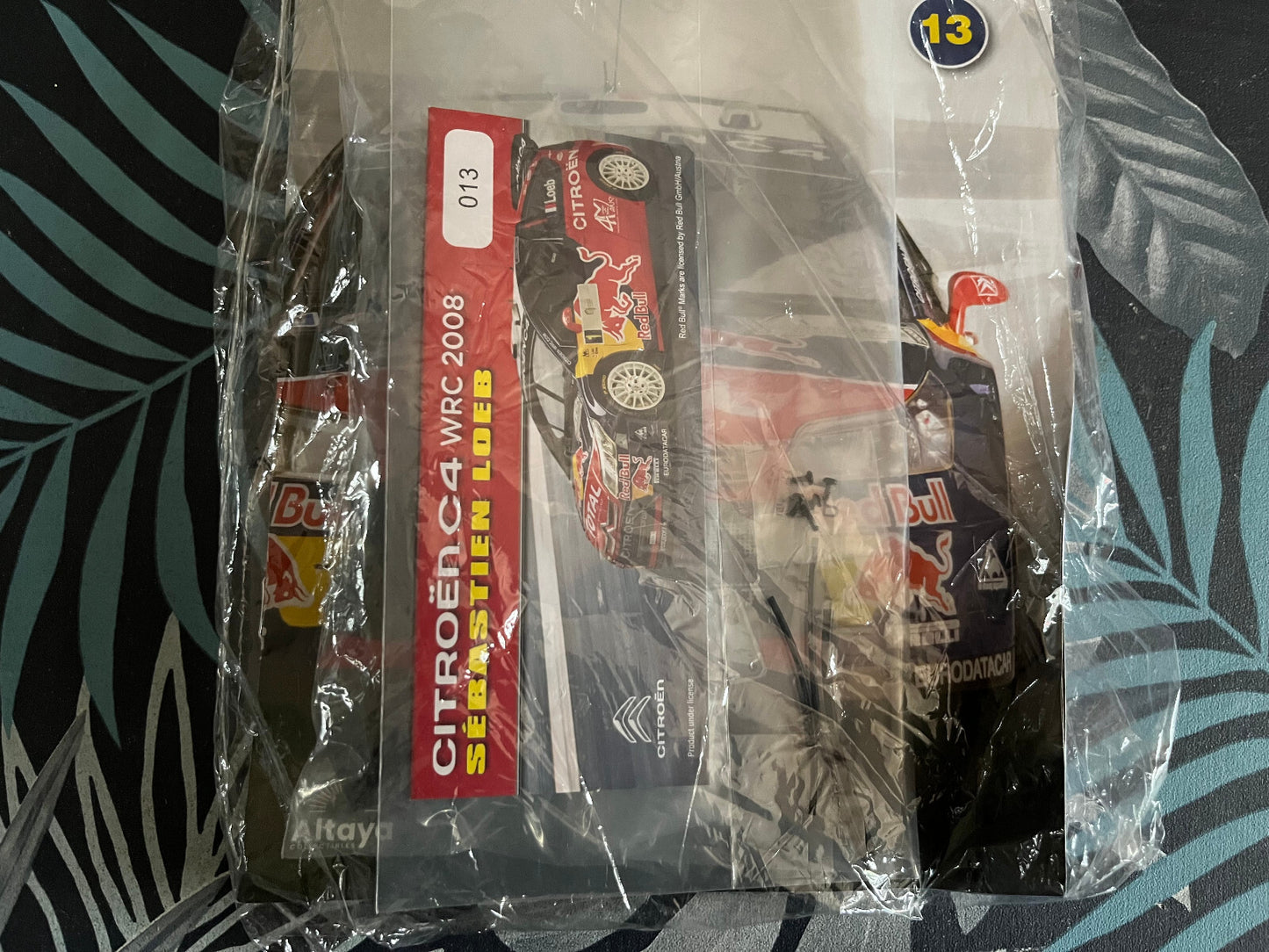 Voiture miniature Maquette Rallye Citroen C4 WRC 2008 Loeb N 13 Altaya 1/8