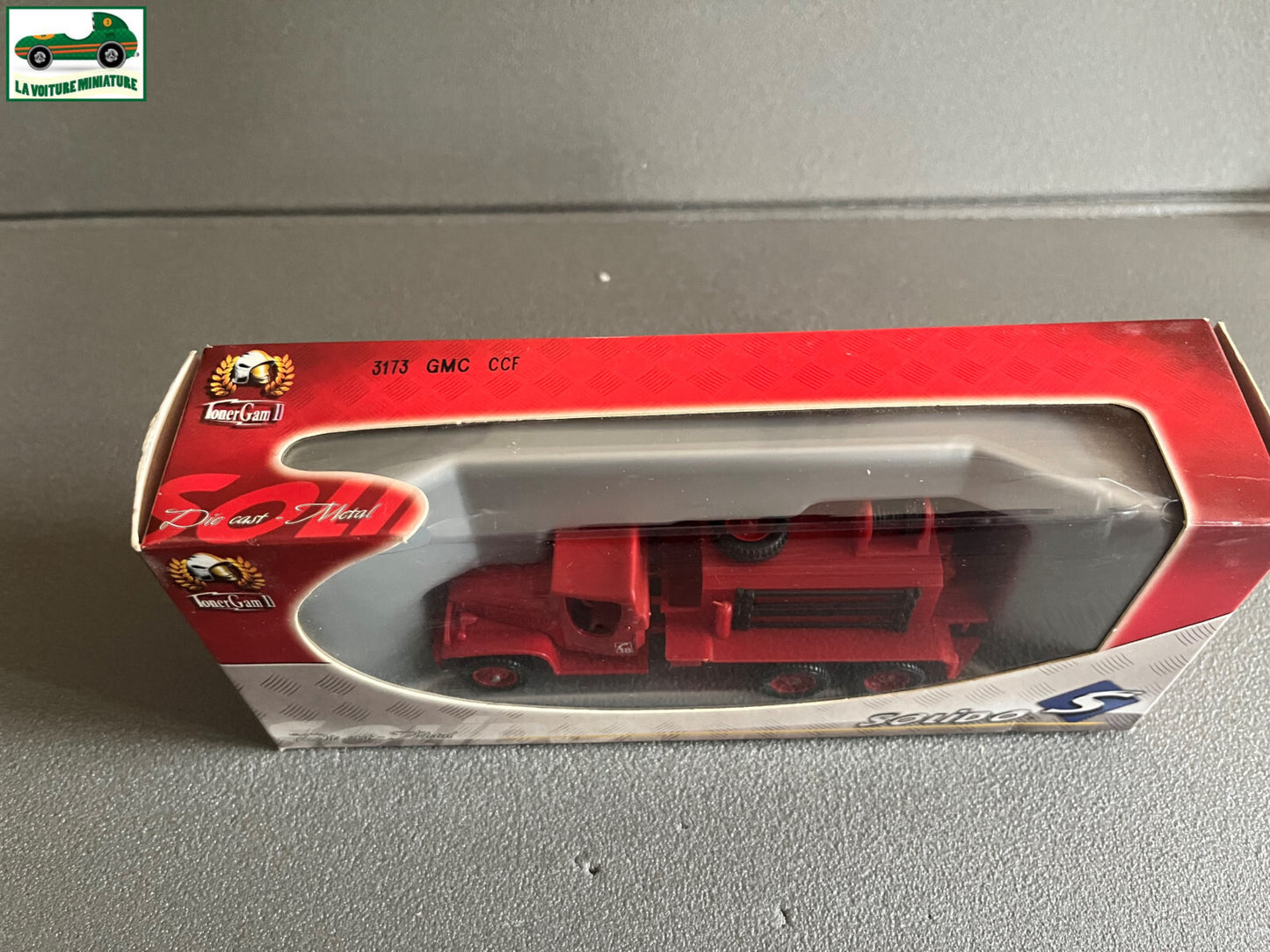 Voiture Miniature Camion 3173 GMC CCF Pompiers Solido au 1/50