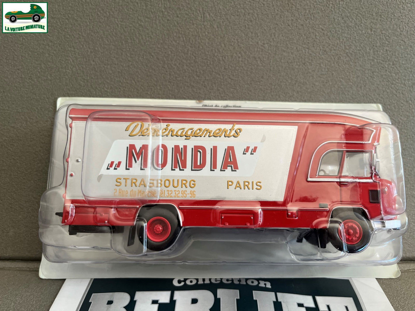 Voiture miniature Camion Berliet GBK 6 Déménagement Hachette 1/43