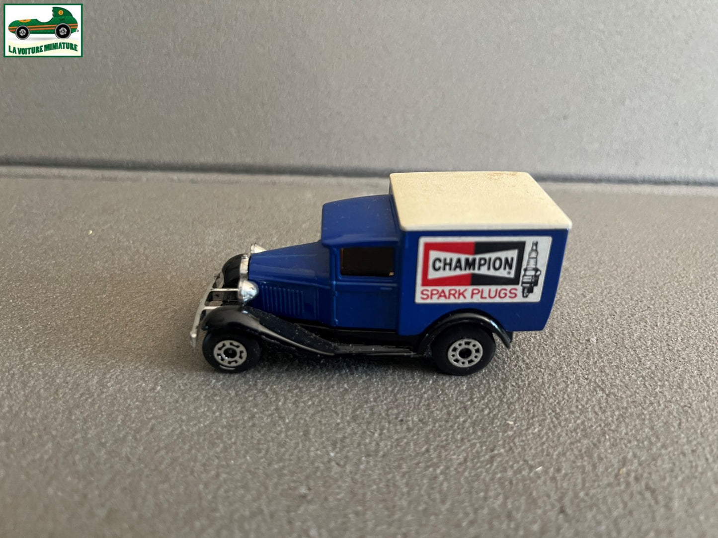 Ancienne Miniature Voiture Ford A Champion Matchbox Lesney England