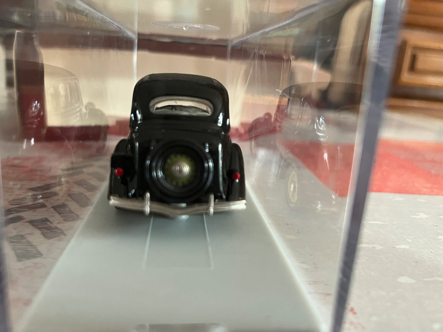 Voiture Miniature Ford 1935 Fordor Touring Sedan 42 Rextoys 1/43