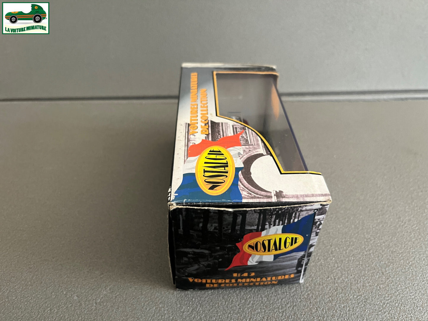 Voiture Miniature Renault 4L Parisienne 1964 Nostalgie au 1/43