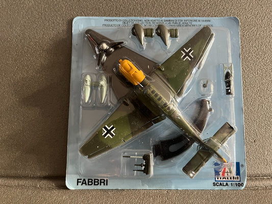 Avion miniature Militaire Stuka Fabbri Italeri 1/100