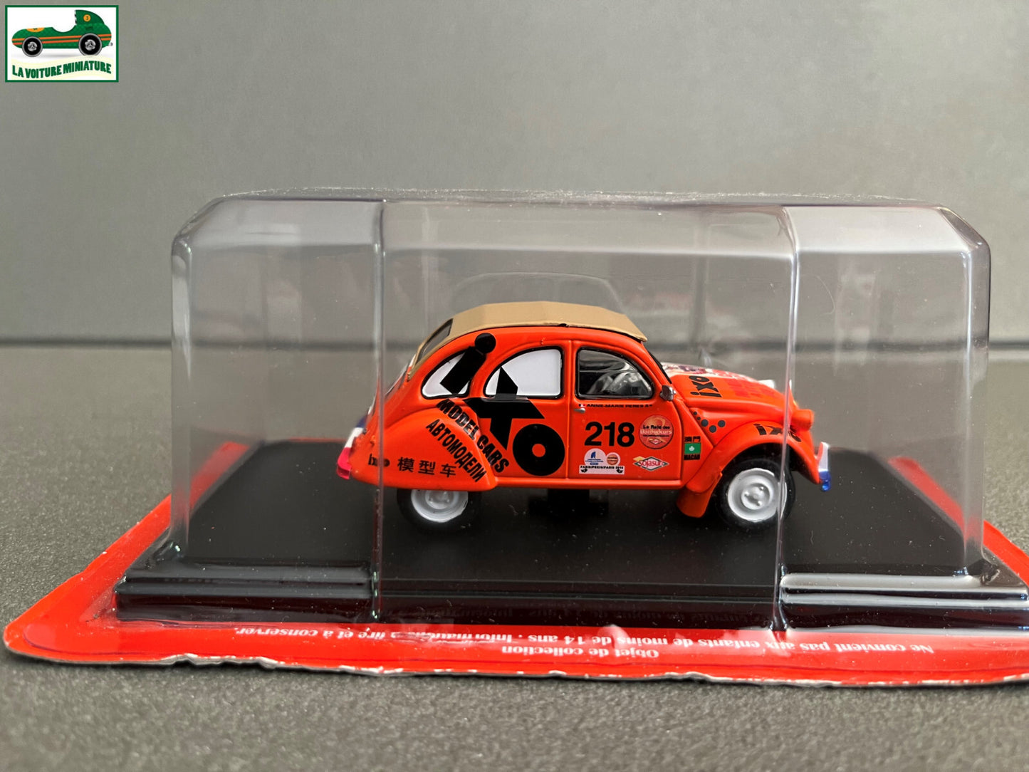 Voiture miniature Citroen 2cv 2 cv Paris Pekin Auto Plus Hachette 1/43