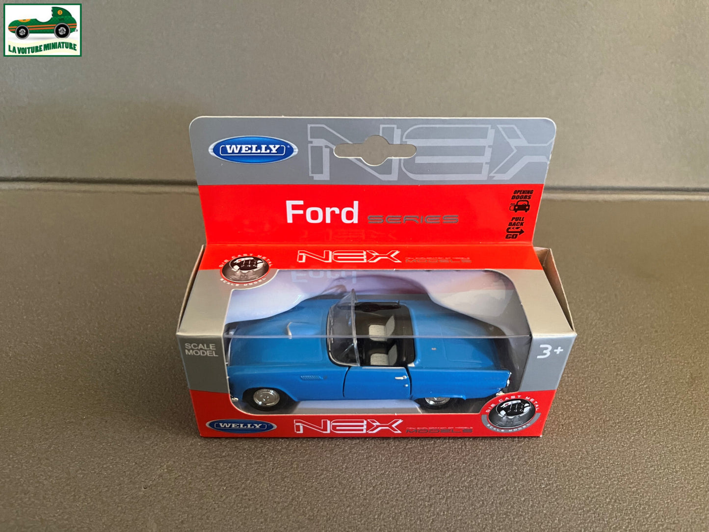 Voiture miniature Ford Thunderbird 1955 Welly 1/34 - 1/36 - 1/39