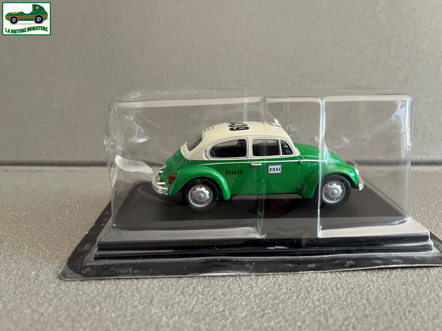 Voiture Miniature Volkswagen Beetle Mexico 1985 Taxi Du Monde au 1/43 Altaya