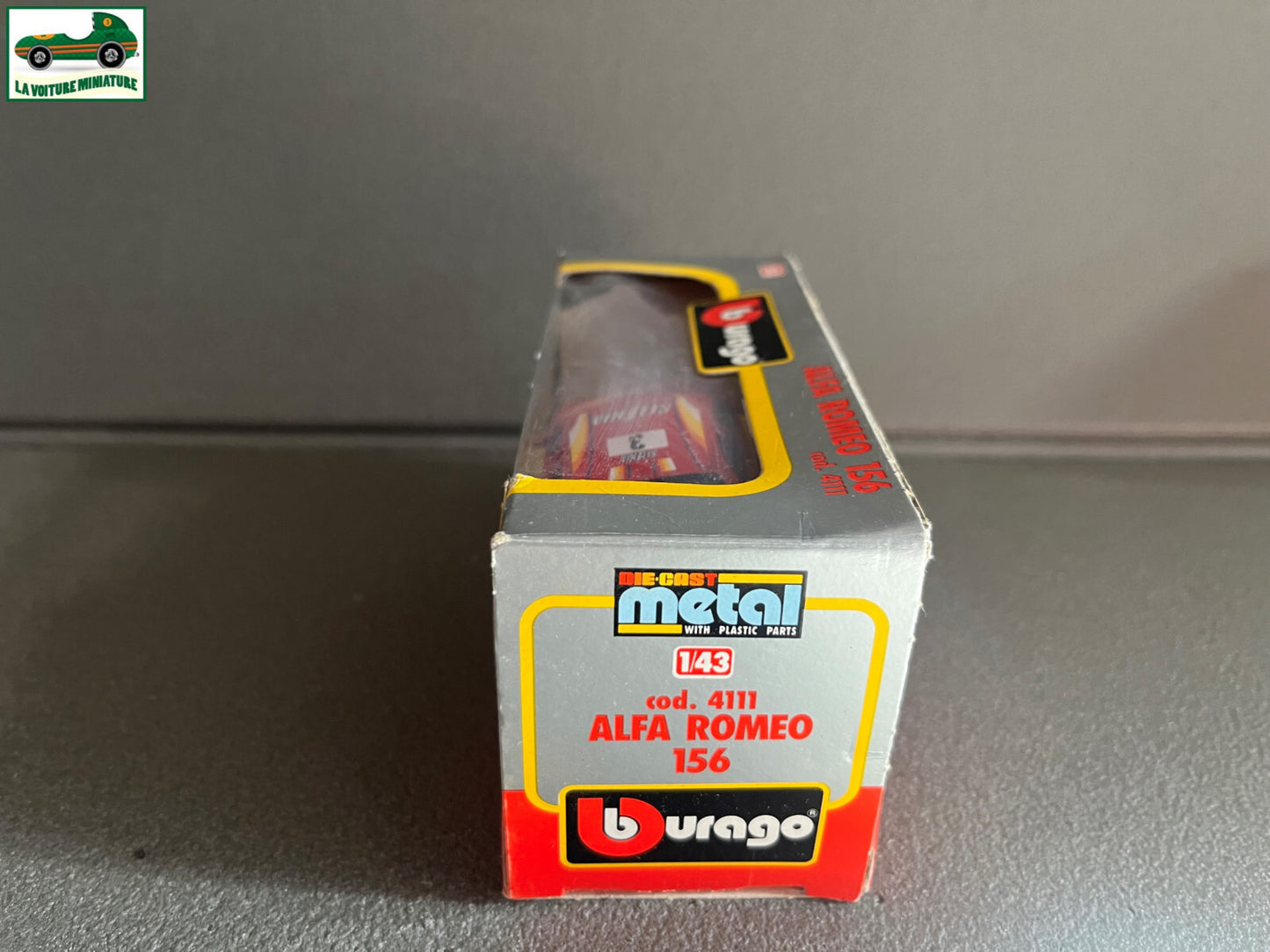 Voiture miniature Burago Alfa Romeo 156 cod 4111 au 1/43