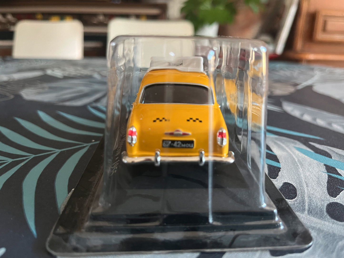 Voiture Miniature Volga M21 Moscow 1955 Taxi Du Monde au 1/43 Altaya