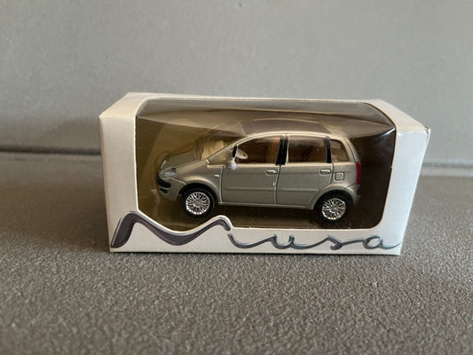 Voiture miniature Lancia Musa Norev 3 inches 1/64