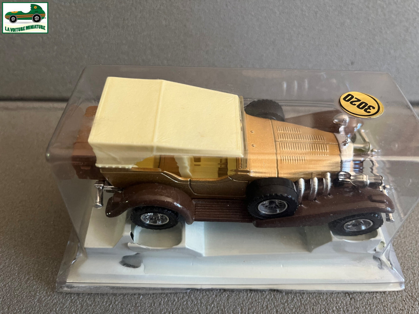 Voiture miniature Excalibur 3020 Majorette France au 1/32