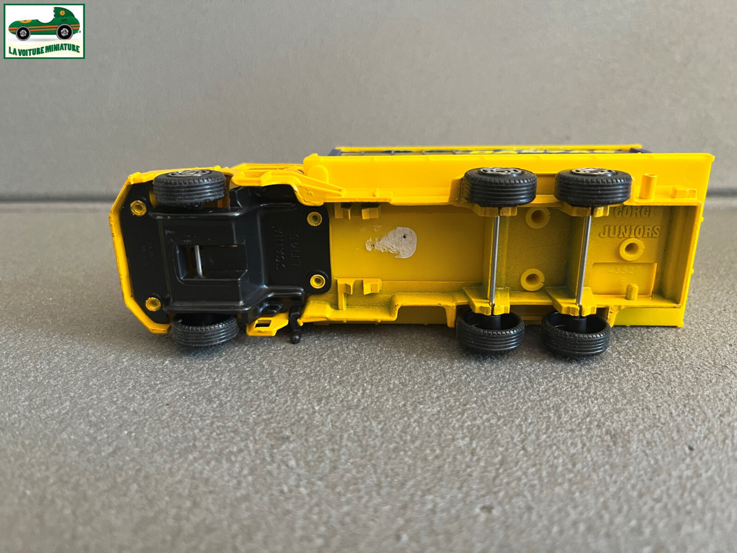 Ancienne Miniature Camion Porte Conteneur Scania Danzas Corgi Junior