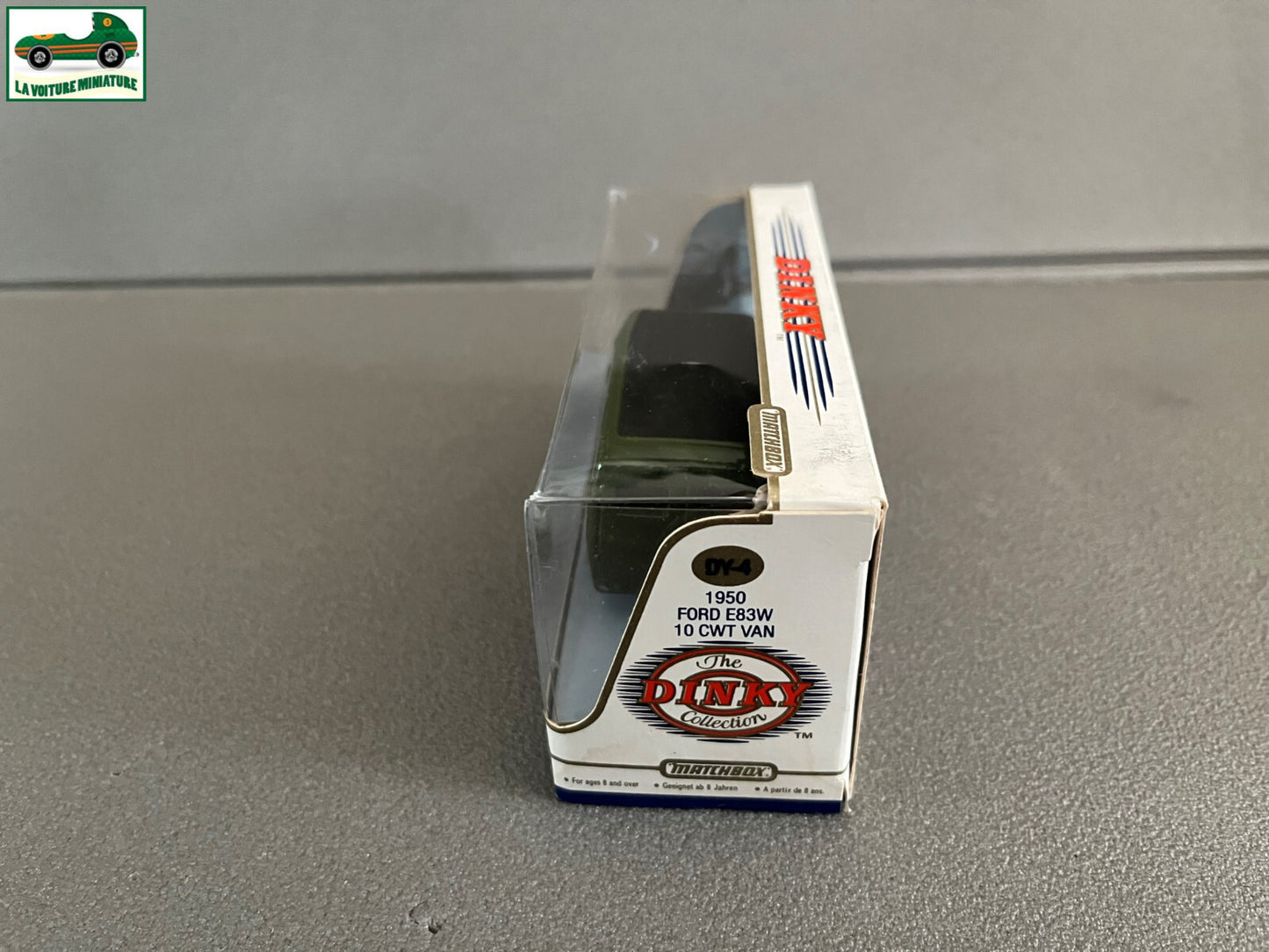 Voiture Miniature 1950 Ford E83W 10 CWT Van DY-4 Radio Dinky Matchbox au 1/43